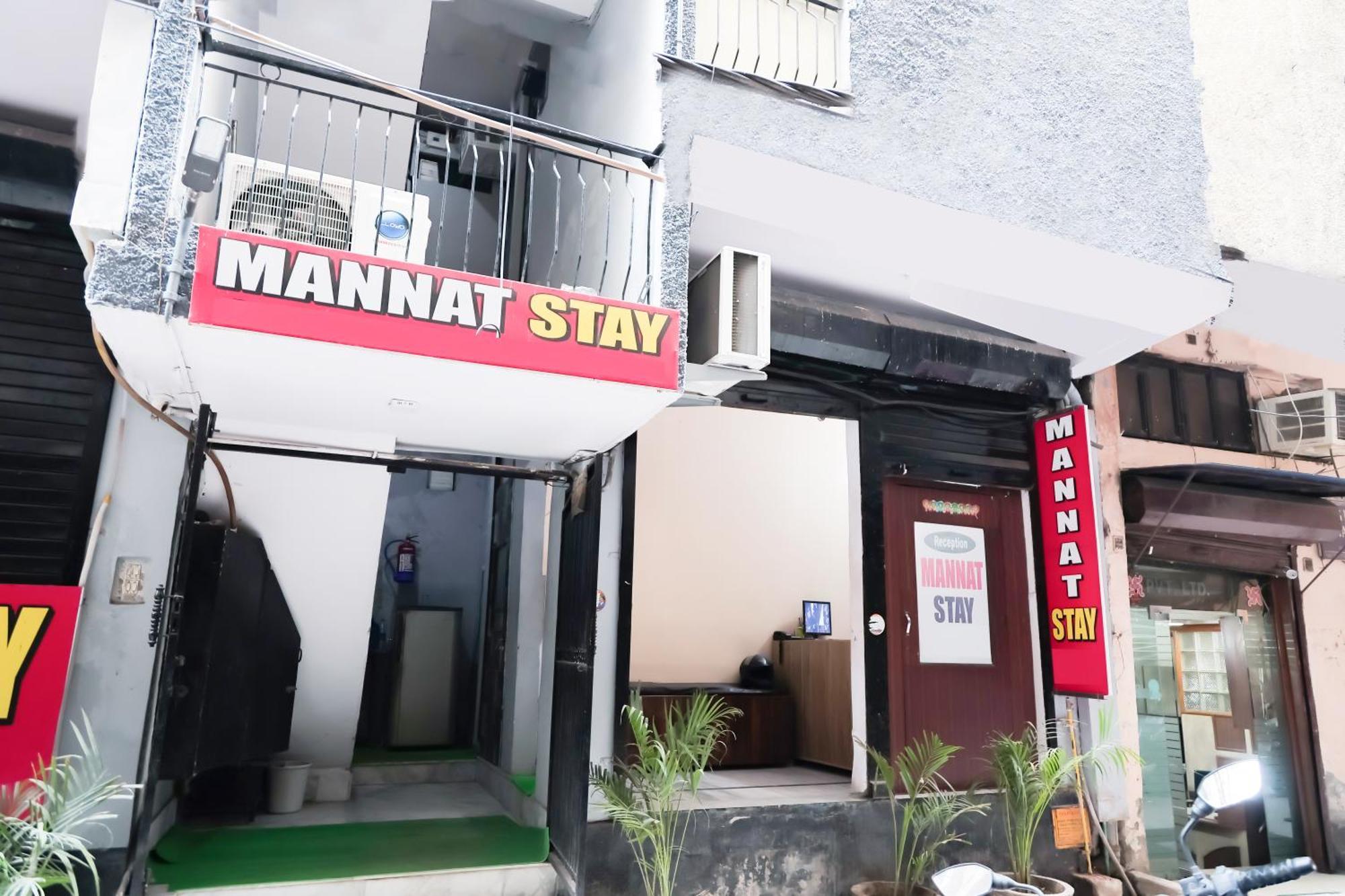Mannat - Near Laxmi Nagar Metro Hotel 3*